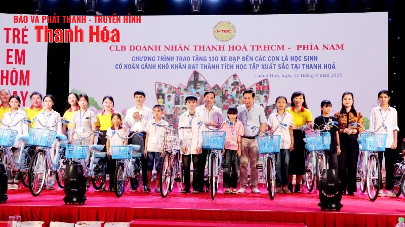 Phụ nữ Thanh Hóa thi đua sôi nổi chào mừng Đại hội Đảng các cấp