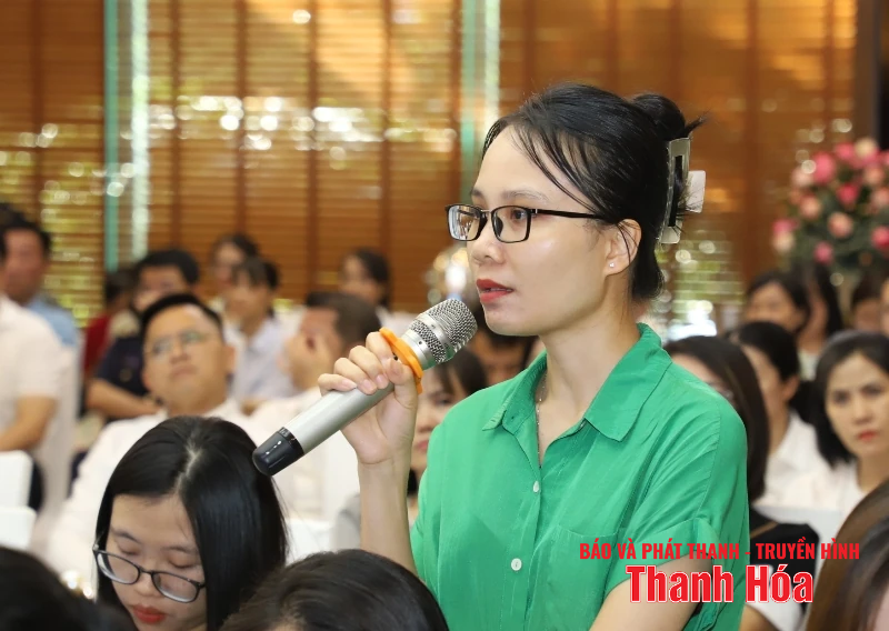 Chi cục Hải quan khu vực X đối thoại với hơn 200 doanh nghiệp
