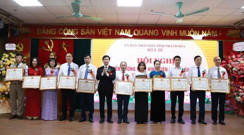 Hội nghị tuyên dương điển hình tiên tiến ngành y tế giai đoạn 2020 - 2025