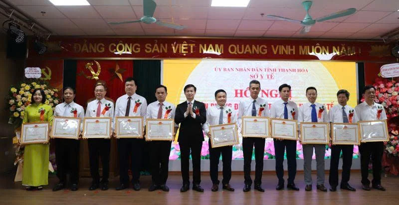 Hội nghị tuyên dương điển hình tiên tiến ngành y tế giai đoạn 2020 - 2025