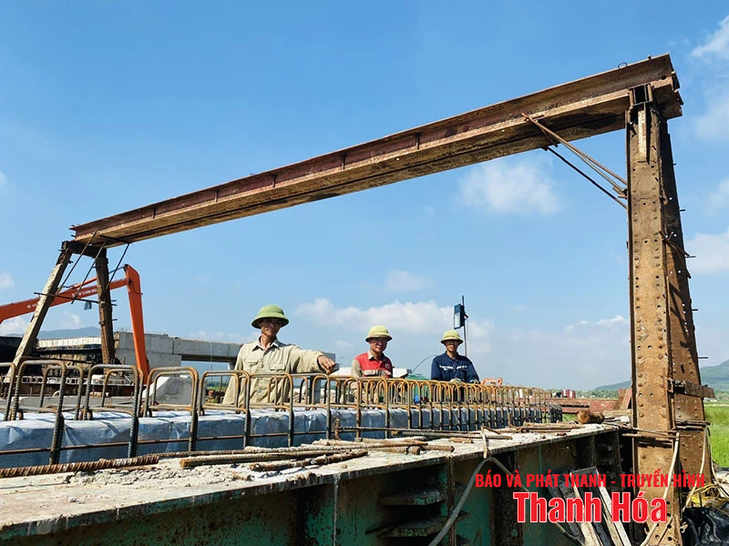 Rộng mở “mạch máu” giao thông xứ vao m88...