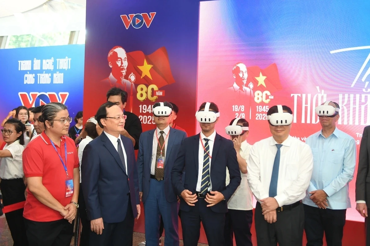 Thực tế ảo “Trở về thời khắc thiêng liêng” - Tầm vóc lịch sử, công nghệ và chiến lược của Đài Tiếng nói Việt Nam