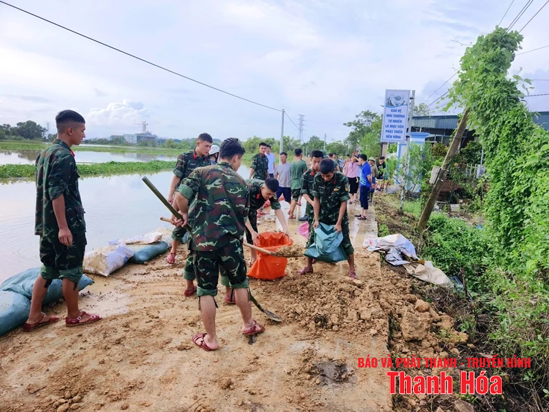 Ngập lụt, chia cắt cục bộ; bước đầu ghi nhận nhiều thiệt hại về nhà cửa, hoa màu