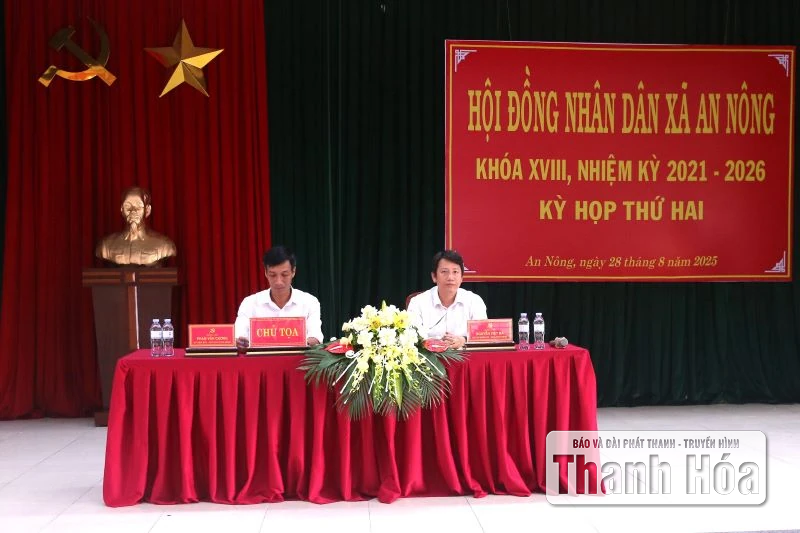 Kỳ họp thứ 2 HĐND xã An Nông thông qua 9 nghị quyết quan trọng