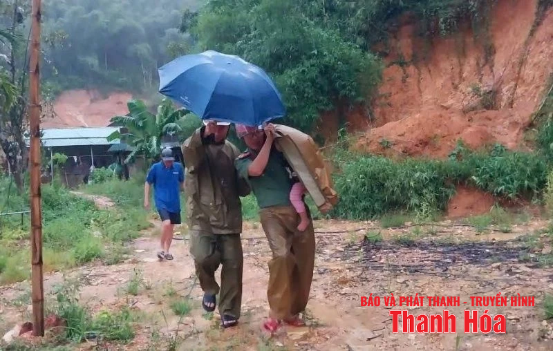 Ngập lụt, chia cắt cục bộ; bước đầu ghi nhận nhiều thiệt hại về nhà cửa, hoa màu