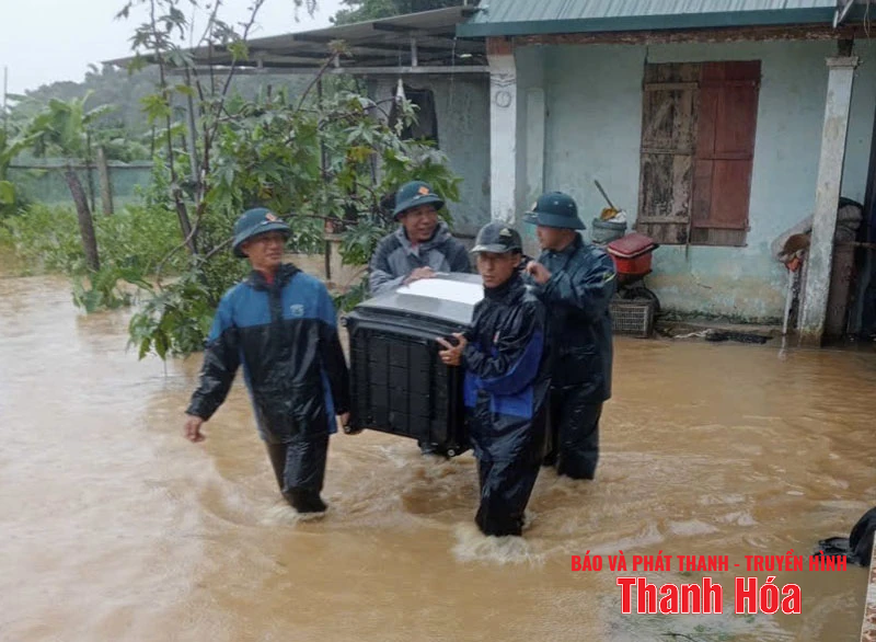 Ngập lụt, chia cắt cục bộ; bước đầu ghi nhận nhiều thiệt hại về nhà cửa, hoa màu