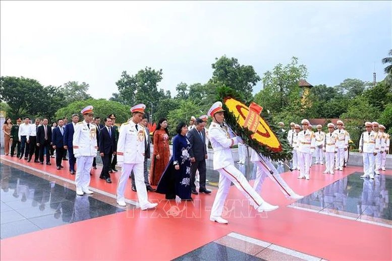 80 năm Quốc khánh: Lãnh đạo Đảng, Nhà nước vào Lăng viếng Chủ tịch Hồ Chí Minh