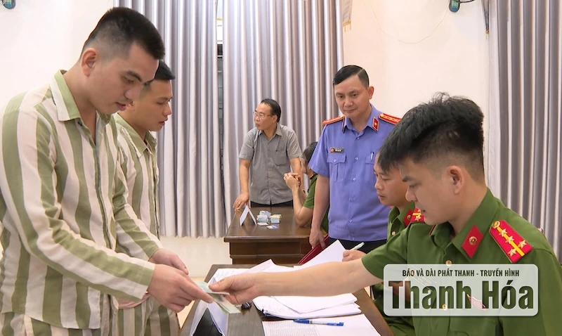 Trại giam Thanh Cẩm công bố Quyết định đặc xá cho 132 trường hợp