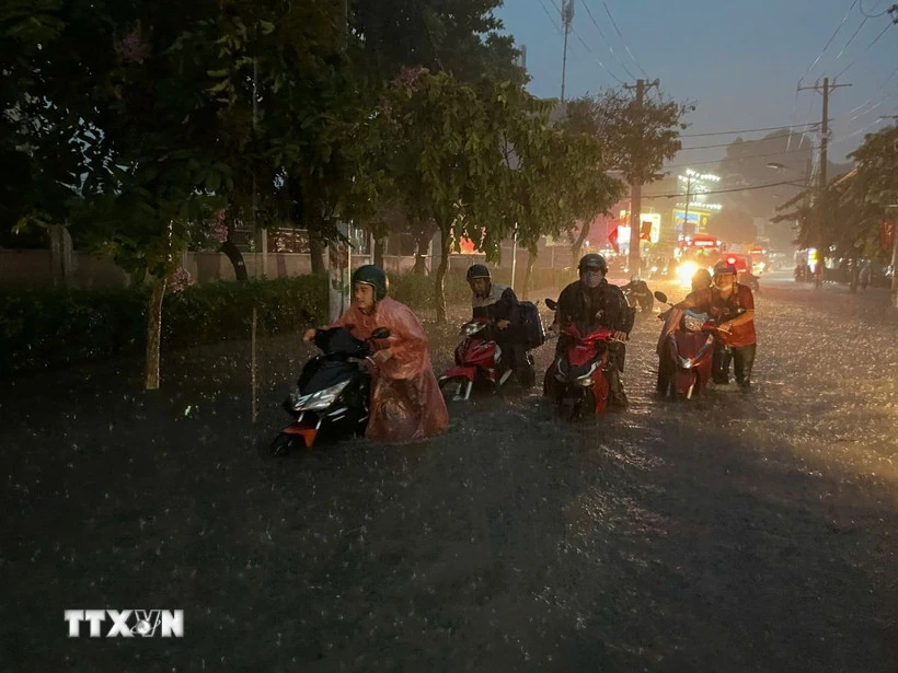 Thời tiết ngày 10/9: Bắc Bộ và Thanh Hóa có mưa, cục bộ có nơi mưa rất to