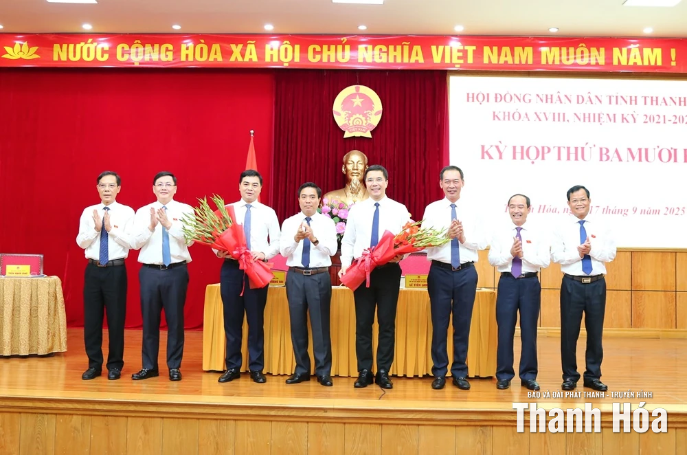 Đồng chí Nguyễn Hoài Anh, Ủy viên dự khuyết Trung ương Đảng, Phó Bí thư Tỉnh ủy được bầu giữ chức Chủ tịch UBND tỉnh Thanh Hoá, nhiệm kỳ 2021-2026