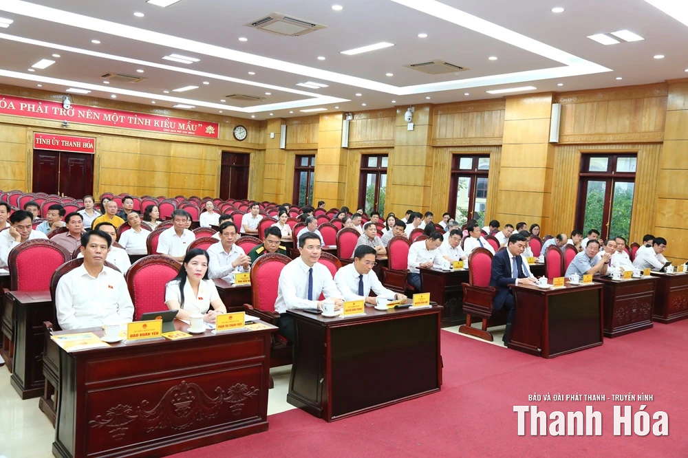 Đồng chí Nguyễn Hoài Anh, Ủy viên dự khuyết Trung ương Đảng, Phó Bí thư Tỉnh ủy được bầu giữ chức Chủ tịch UBND tỉnh Thanh Hoá, nhiệm kỳ 2021-2026