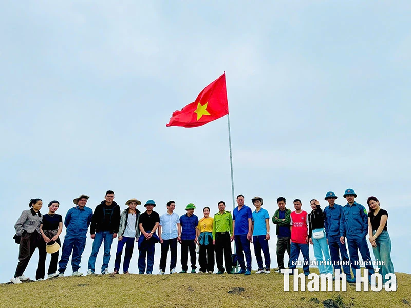 Khám phá đỉnh Pù Xèo