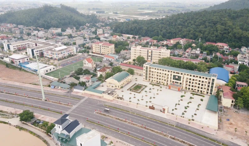 Đông Sơn: Xây dựng Đảng gắn với phát huy truyền thống lịch sử, văn hóa