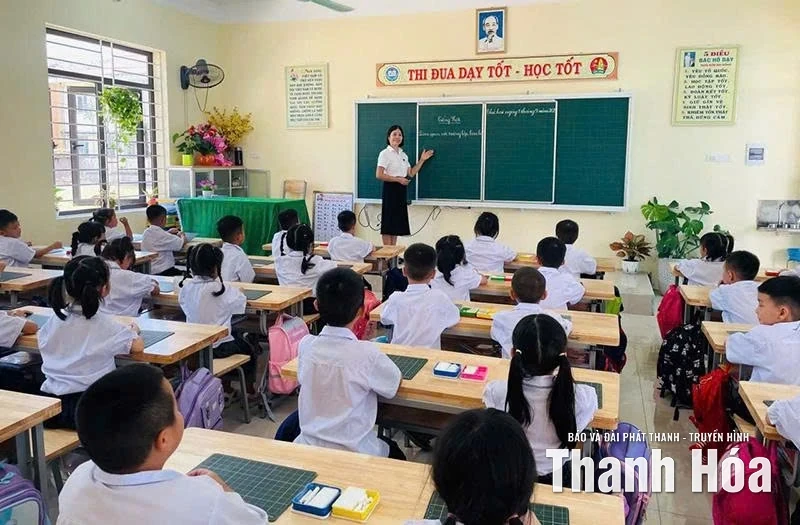 Phòng chống bão số 9: Bộ GD&ĐT yêu cầu sẵn sàng phương án học trực tuyến