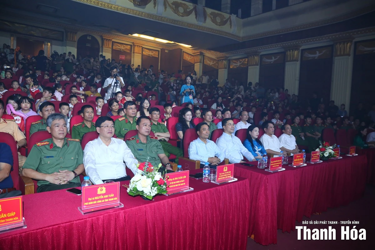 Công an Thanh Hóa tổ chức chương trình “Đêm hội trăng rằm” năm 2025