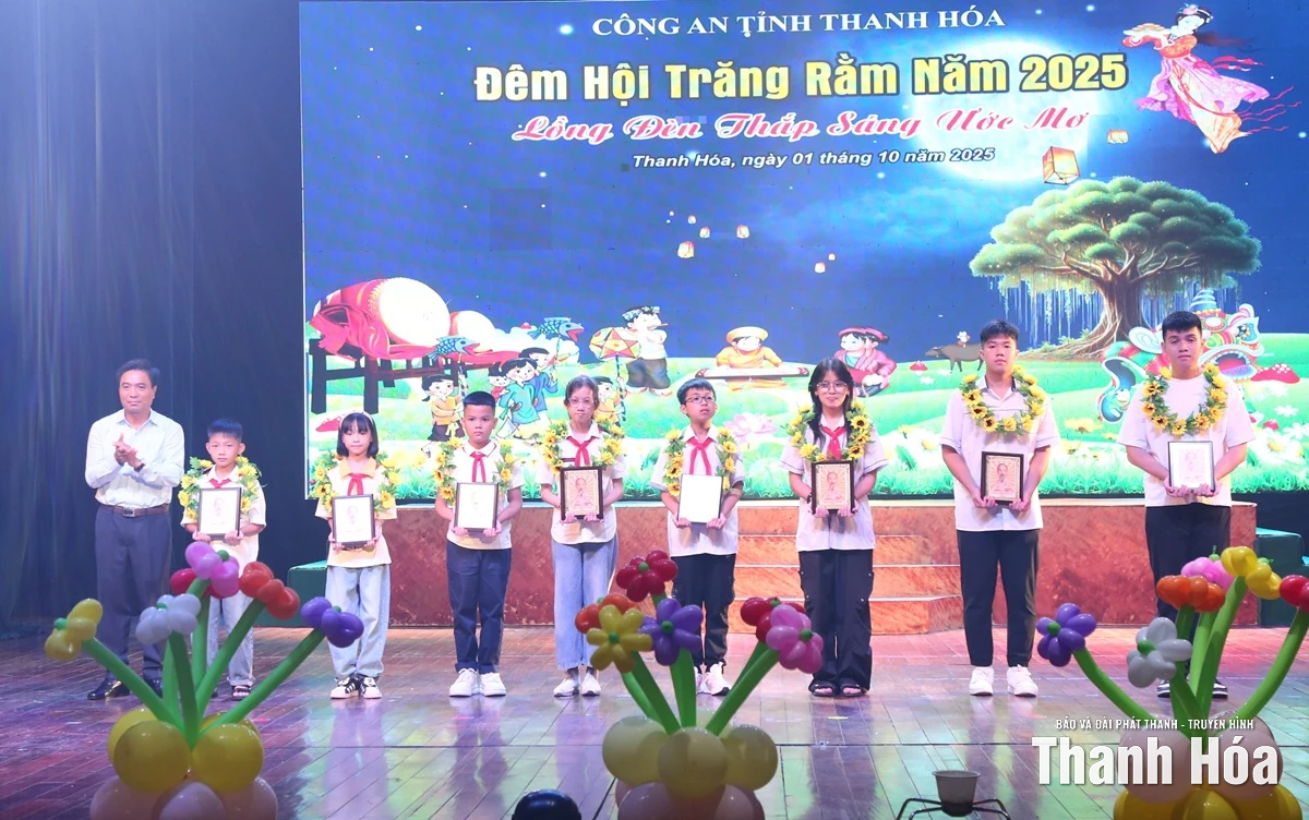 Công an Thanh Hóa tổ chức chương trình “Đêm hội trăng rằm” năm 2025