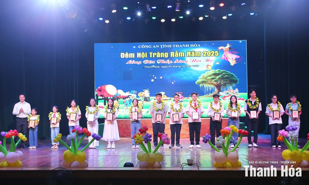 Công an Thanh Hóa tổ chức chương trình “Đêm hội trăng rằm” năm 2025