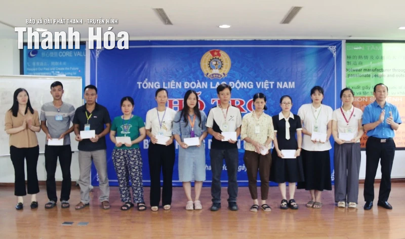 Hỗ trợ đoàn viên, người lao động bị ảnh hưởng do cơn bão số 10