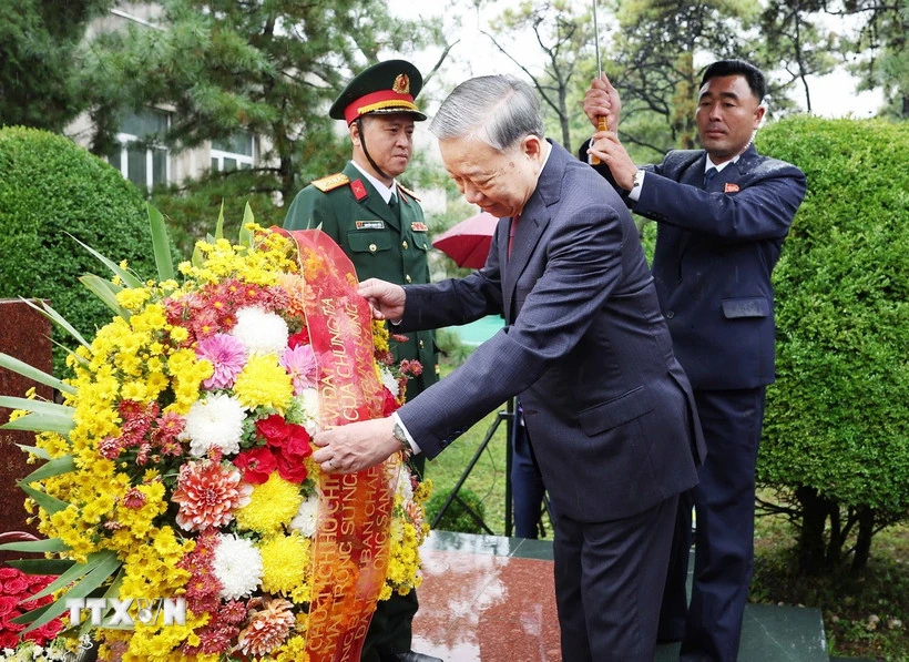 Tổng Bí thư Tô Lâm dự Lễ khánh thành tượng Chủ tịch Hồ Chí Minh tại Triều Tiên