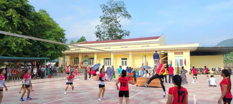 Xã Thanh Quân khai mạc Hội thao chào mừng Đại hội Đảng bộ tỉnh Thanh Hóa lần thứ XX