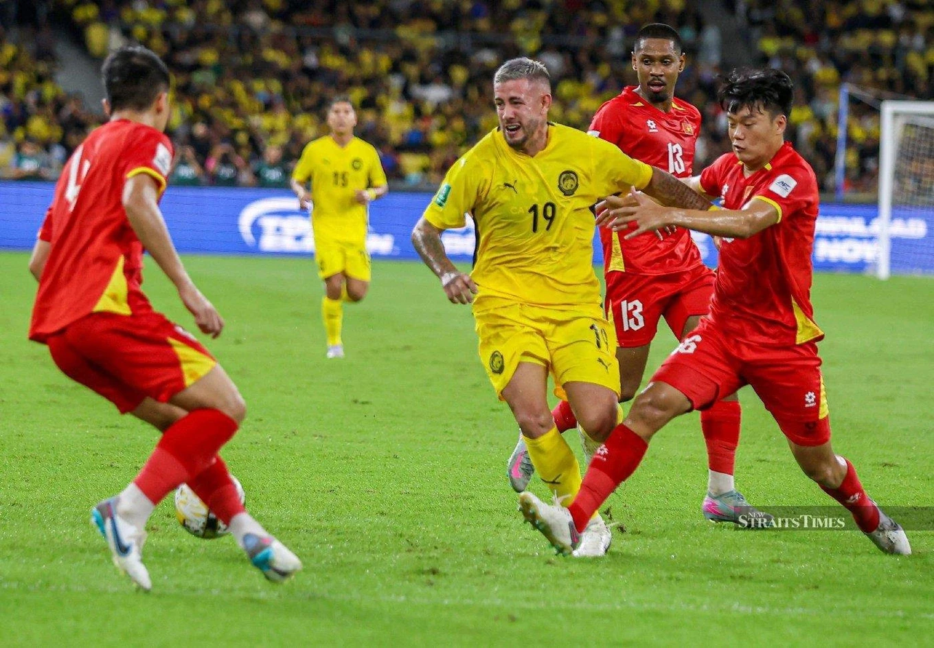 Xuân Son và Văn Hậu tái xuất; Indonesia tan mộng World Cup 2026