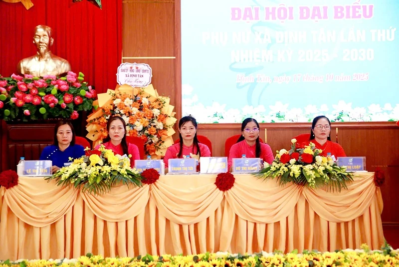 Phụ nữ xã Định Tân: Phát huy truyền thống, bản lĩnh, trí tuệ, khát vọng vươn lên