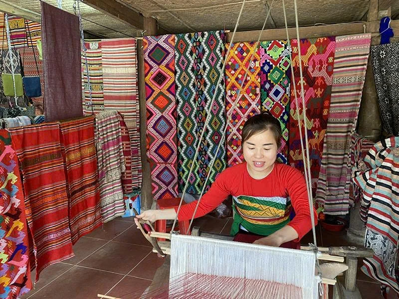 Pù Luông: Nâng tiêu chí thu nhập trong xây dựng nông thôn mới