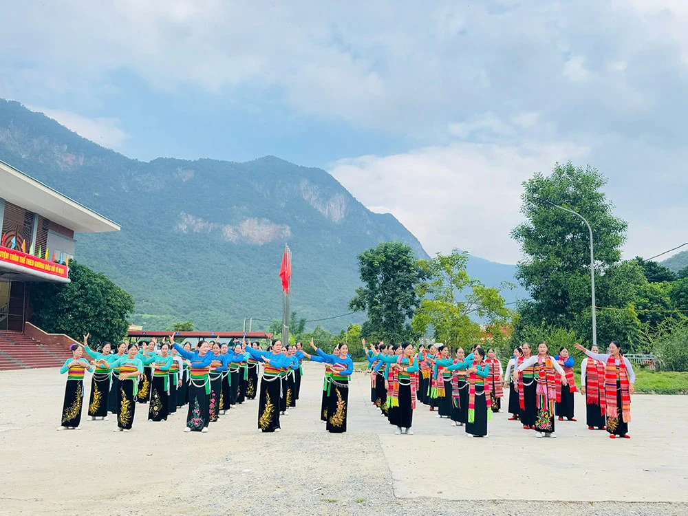 Xã Mường Lát: Toạ đàm kỷ niệm 95 năm ngày thành lập Hội LHPN Việt Nam