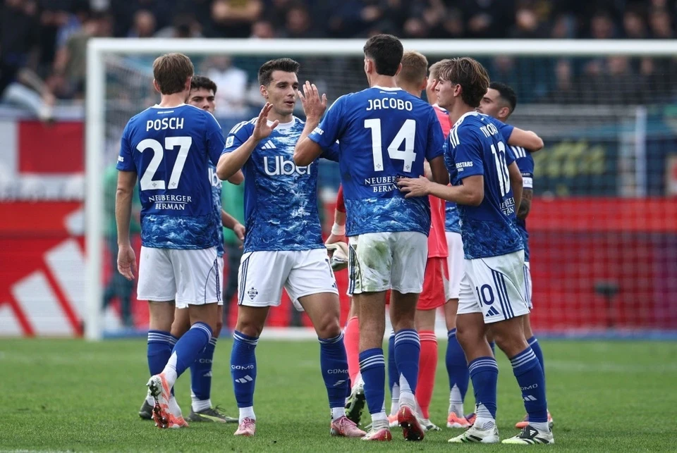 MU phá dớp 9 năm không thắng tại Anfield; Hải Phòng đẩy HAGL xuống đáy BXH V.League 2025/2026