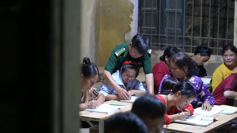 Lớp học “đặc biệt” nơi biên viễn
