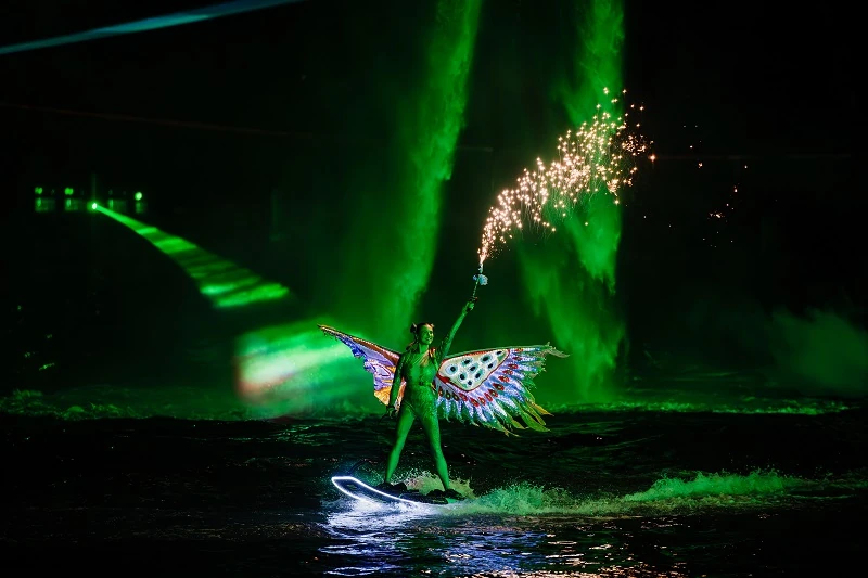 Hé lộ những hình ảnh đầu tiên toàn cảnh siêu show sắp tái xuất giữa biển trời Phú Quốc