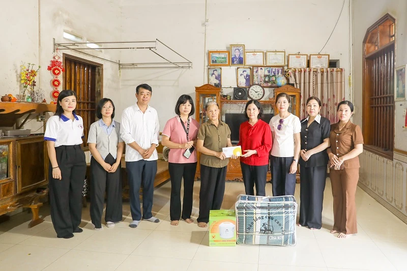 Dược phẩm Tâm Bình ủng hộ đồng bào Thái Nguyên khắc phục hậu quả bão lũ