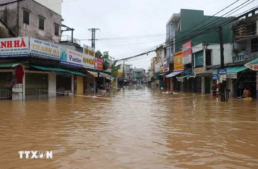 Ban Chỉ đạo yêu cầu vận hành hồ chứa ứng phó mưa lớn và bão số 13 sắp tới