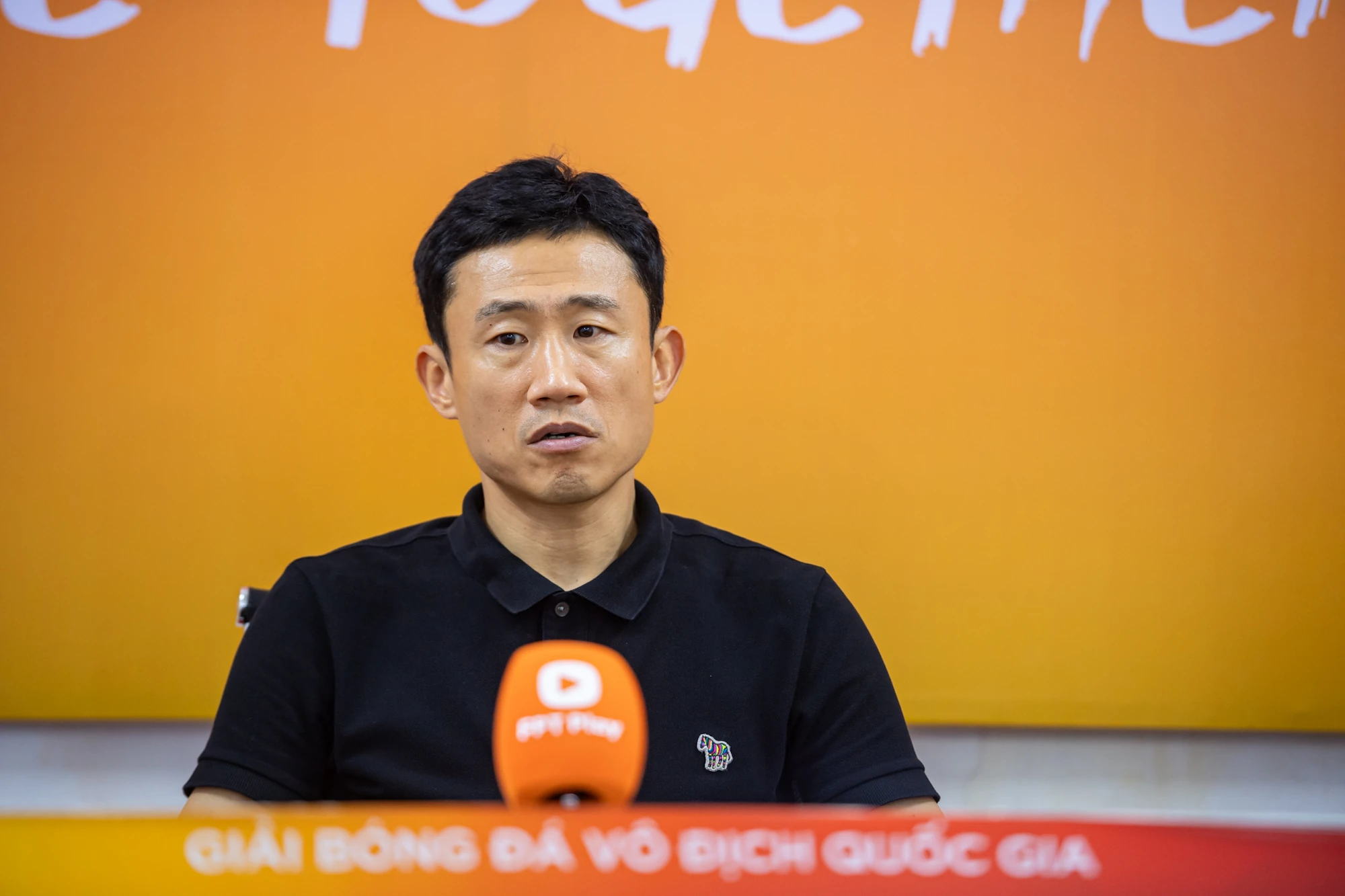 HLV Choi Won-kwon trải lòng về khó khăn của đội bóng xứ Thanh sau chiến thắng quan trọng trên sân Vinh