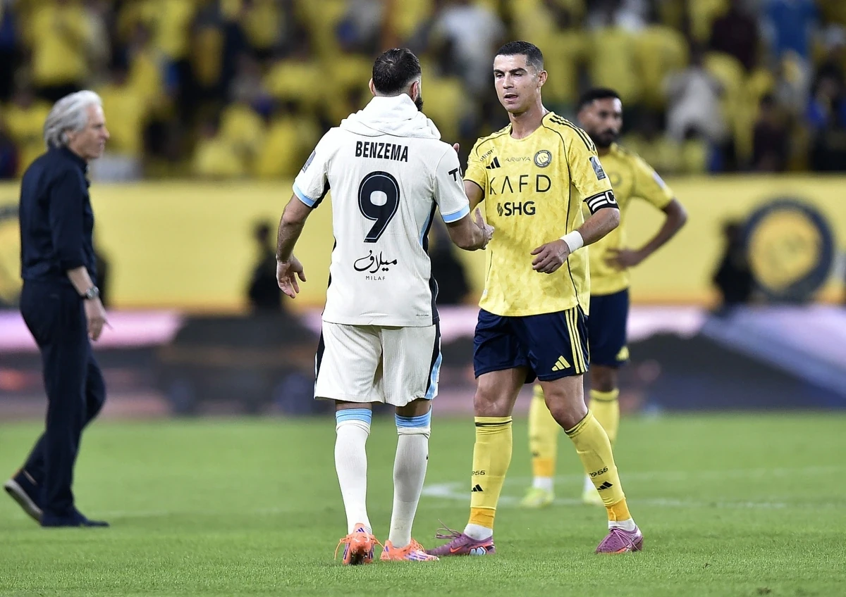 FAT cử đại diện sang Việt Nam xin lỗi VFF; Real Madrid sẵn sàng bán Vinicius với giá nào?