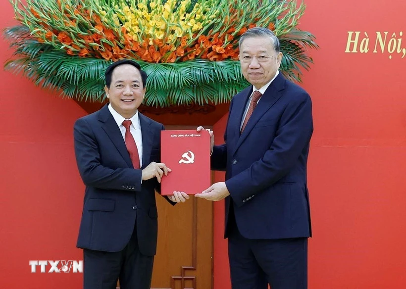 Đồng chí Trịnh Văn Quyết giữ chức Trưởng Ban Tuyên giáo và Dân vận Trung ương