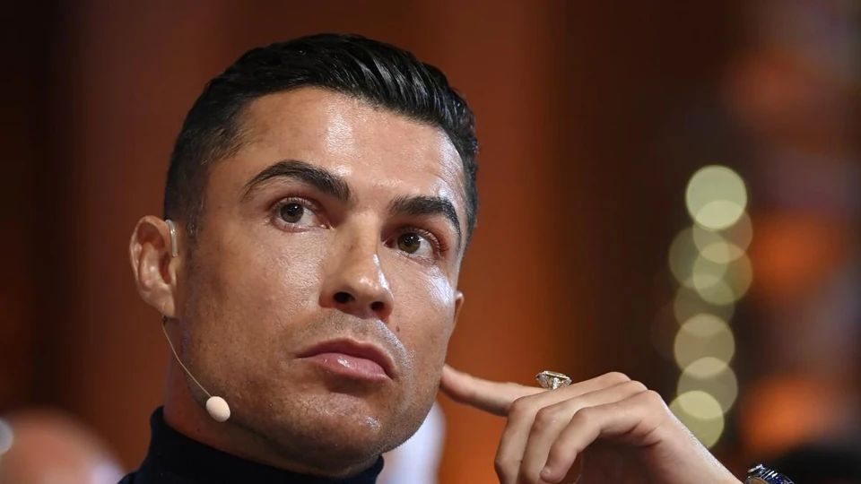 Xuân Son trở lại đội tuyển Việt Nam; Dembele và Yamal tái đấu ở giải The Best FIFA 2025