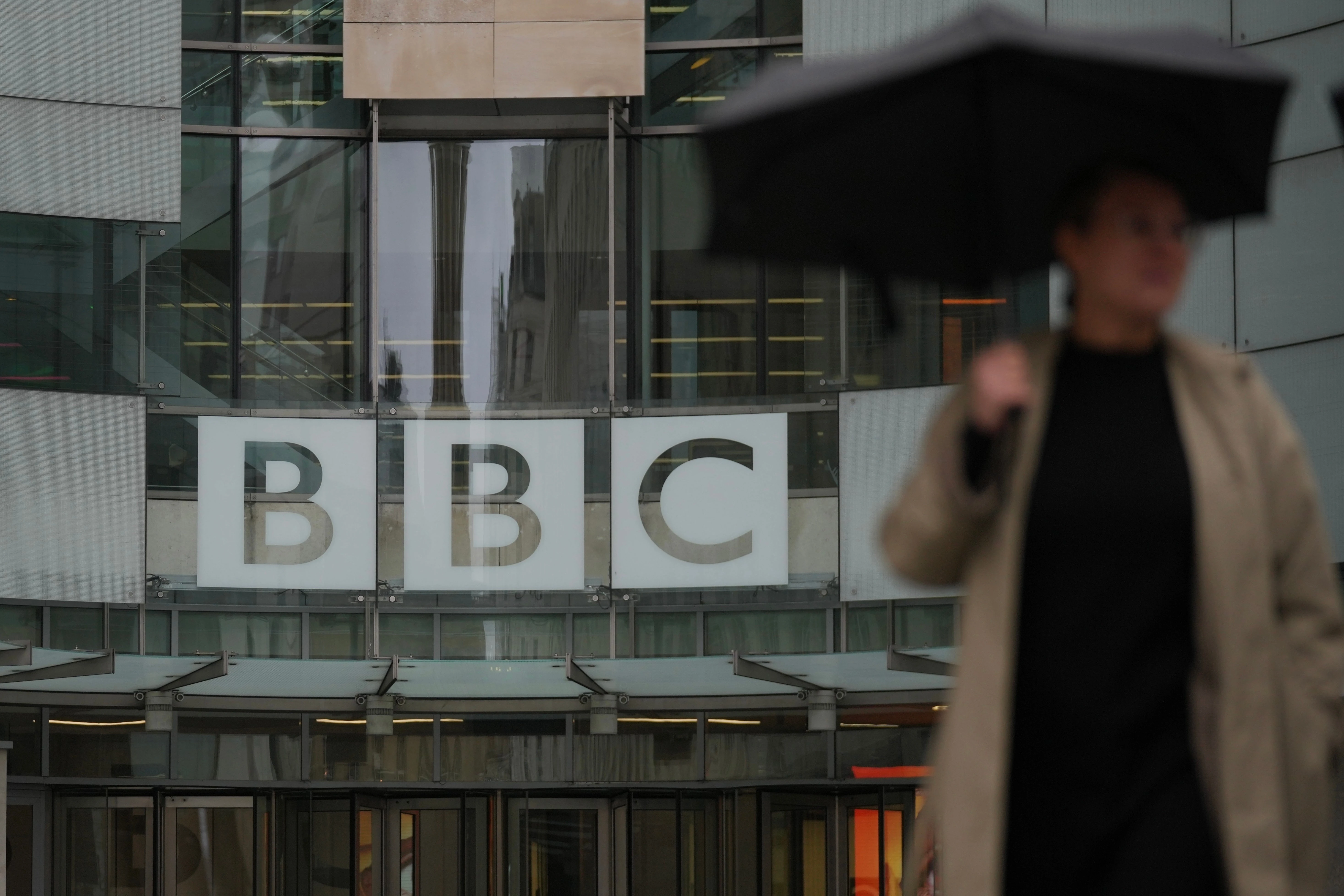 Tổng thống Trump dọa kiện BBC, yêu cầu bồi thường 1 tỷ USD
