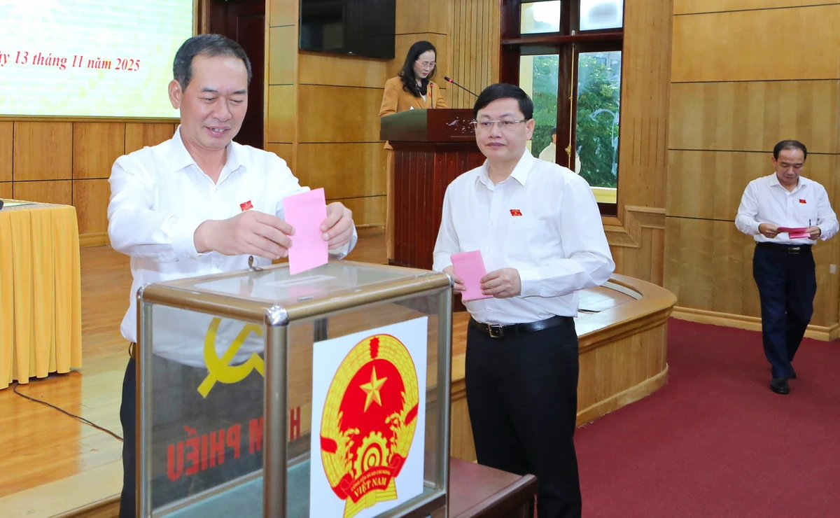 Kỳ họp thứ 36, HĐND tỉnh Thanh Hóa thông qua nghị quyết về phát triển kinh tế - xã hội và bầu bổ sung Ủy viên UBND tỉnh