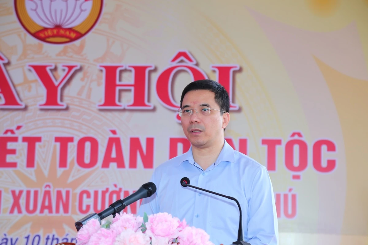 Phó Bí thư Thường trực Tỉnh ủy Nguyễn Hồng Phong: Đoàn kết, đồng lòng xây dựng Xuân Cường sớm trở thành thôn kiểu mẫu