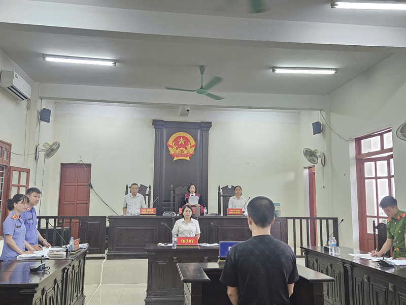 Bản án thích đáng cho đối tượng phạm tội “Cố ý gây thương tích” và “Sử dụng trái phép vũ khí quân dụng”