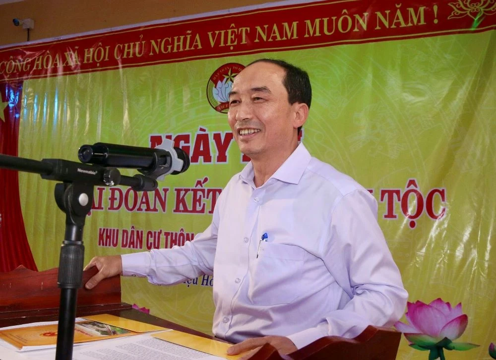 Phó Chủ tịch Thường trực HĐND tỉnh Lê Tiến Lam dự Ngày hội Đại đoàn kết toàn dân tộc tại xã Thiệu Hóa