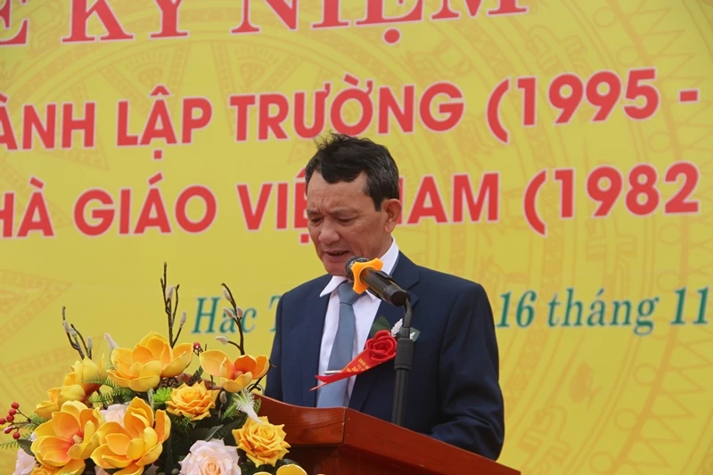 Trường THPT Tô Hiến Thành kỷ niệm 30 năm thành lập, xây dựng và phát triển
