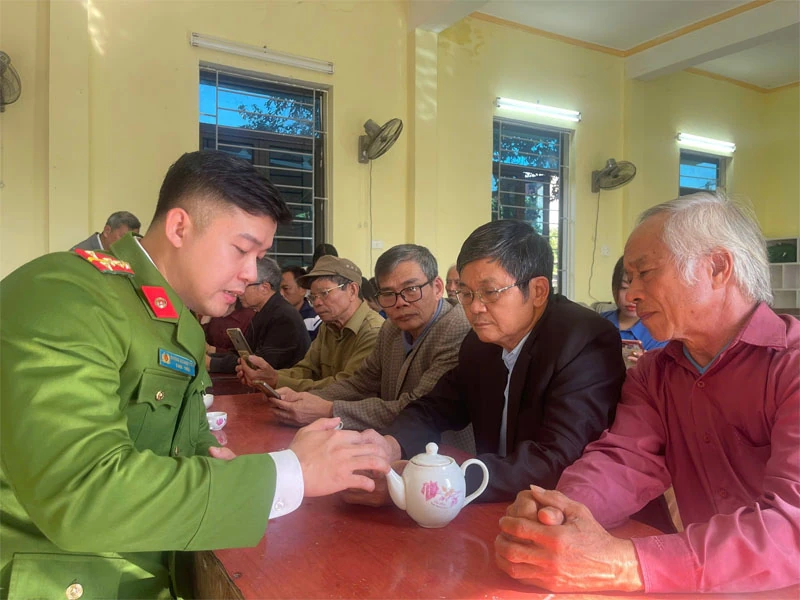 Sổ tay đảng viên điện tử: Bước tiến quan trọng trong công tác xây dựng Đảng
