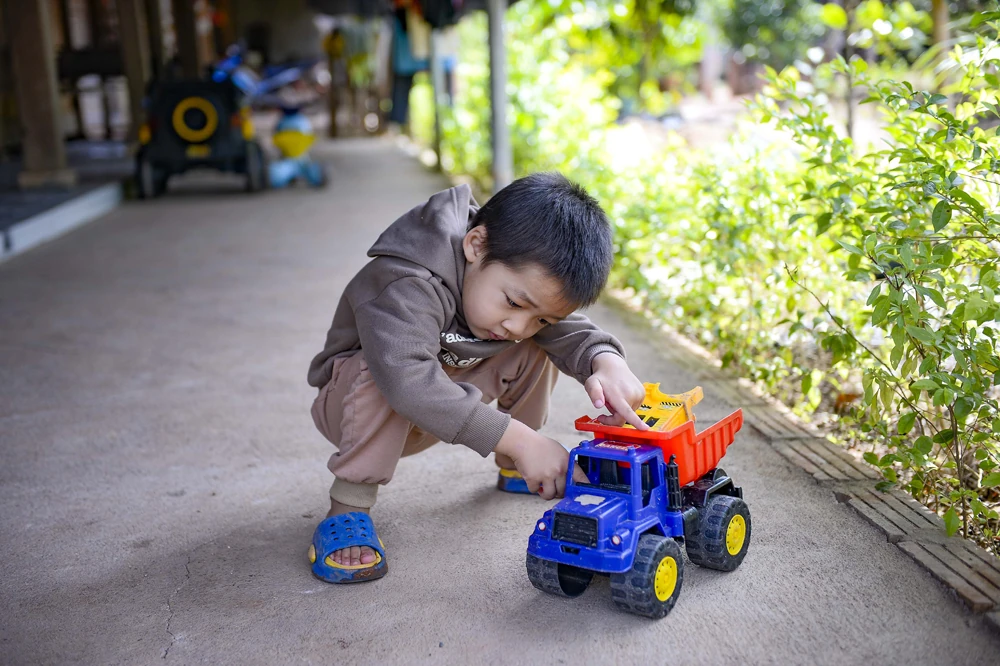 Trên khu tái định cư Co Hương