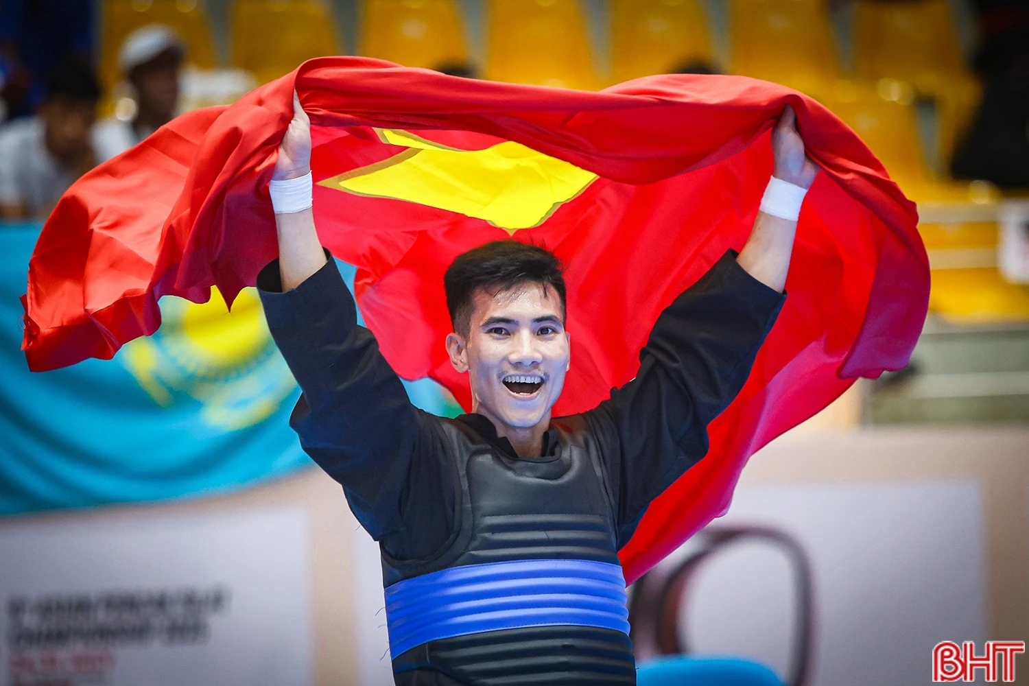Pencak Silat Thanh Hóa có 6 VĐV và 1 HLV được trao tặng Huân chương Lao động