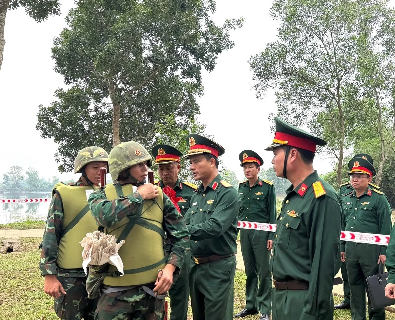 Tư lệnh Quân đoàn 12 kiểm tra công tác chuẩn bị tham gia hội thao Công binh toàn quân năm 2026