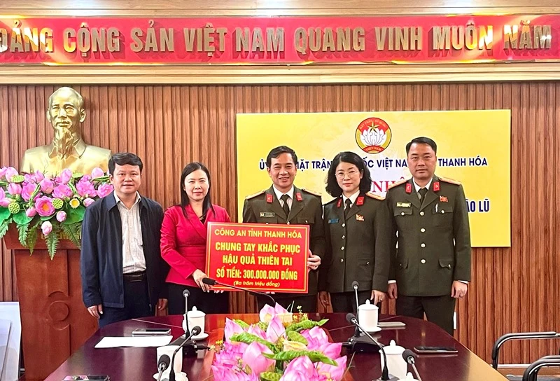 Các địa phương, đơn vị tiếp tục ủng hộ đồng bào vùng lũ tỉnh Thanh Hóa