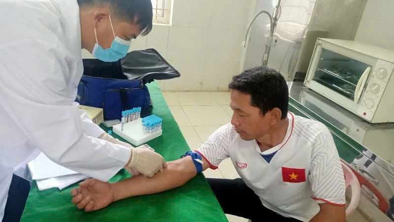 Đoàn kết là sức mạnh - Chung tay chấm dứt dịch bệnh AIDS