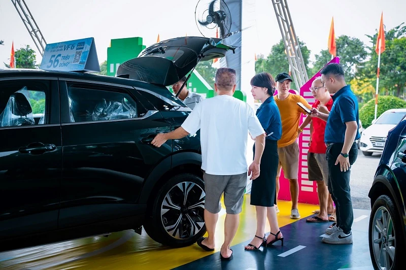 Những lợi thế mang đến “sức bật không tưởng” giúp VinFast đạt doanh số kỷ lục hơn 20.000 xe trong tháng 10